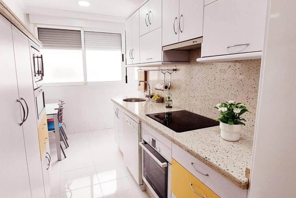 Acogedor Piso Cerca De La Playa Apartment Ceuta Exterior foto